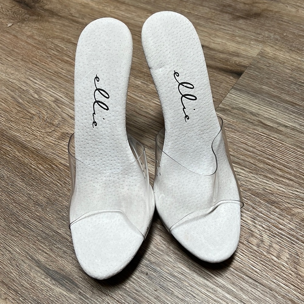 Ellie Womens heels pre-owned in good condition